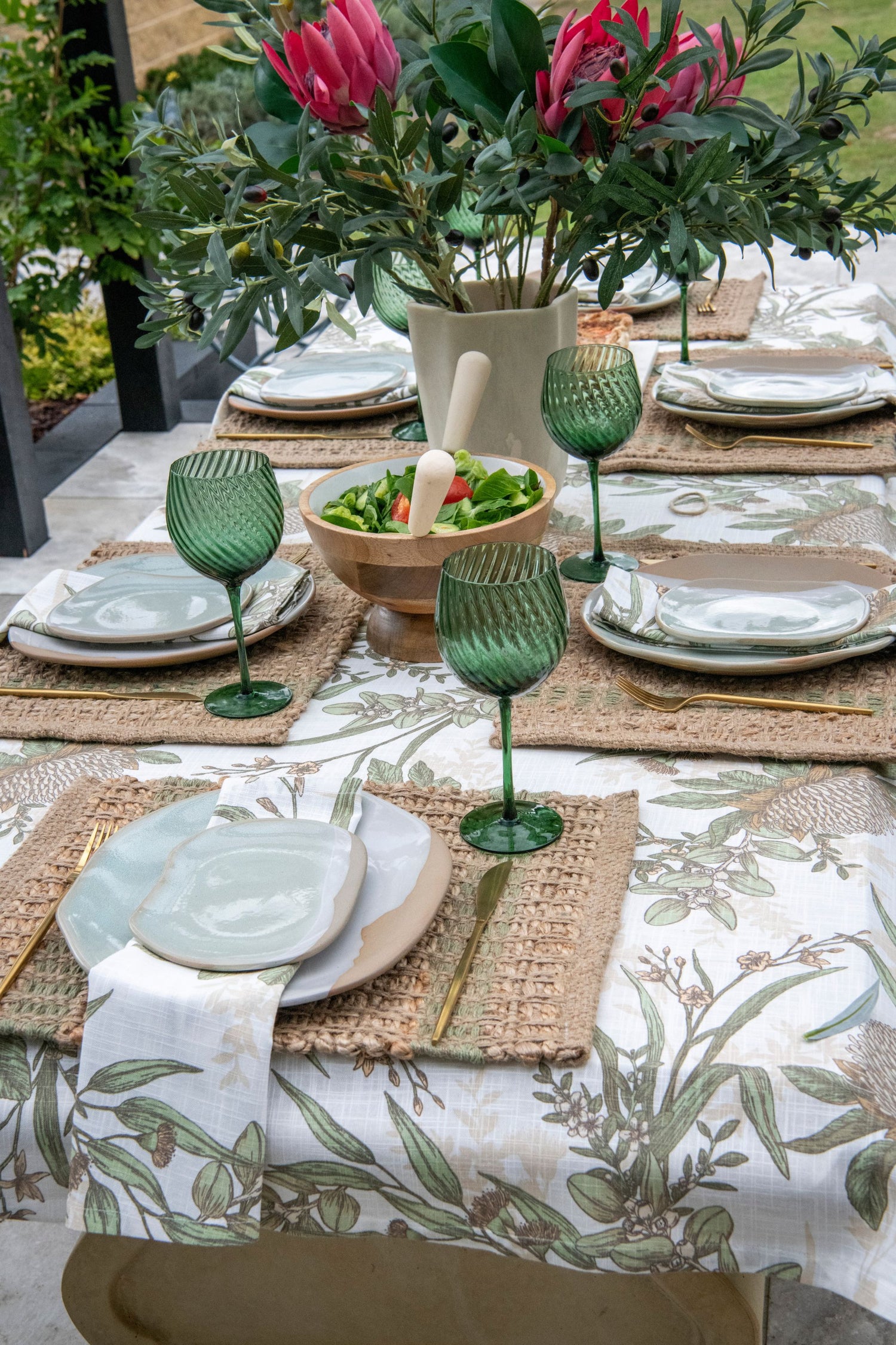 Aries Cream Wave Vase