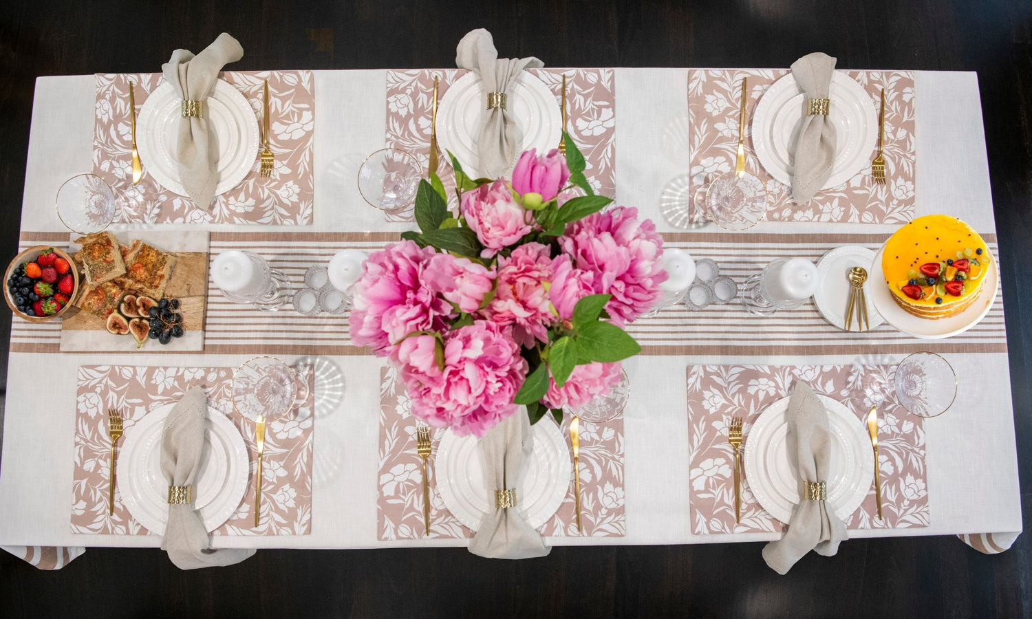 Kaileb Cocoa & Ivory Tablecloth